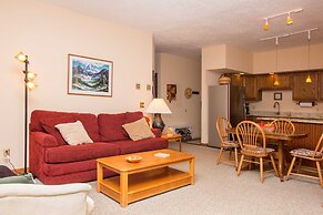 Ghostriders 2 by Avantstay Tidy Unit Close to the Slopes and Shops!