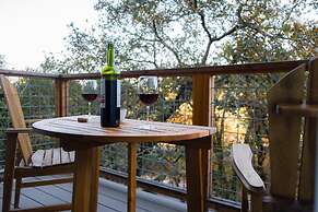 Vino Blanco by Avantstay Private Wine Country Home w/ Mtn Views & Deck