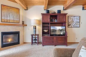 Riverside Condos A102 by Avantstay Condo Close To Downtown, Town Park 