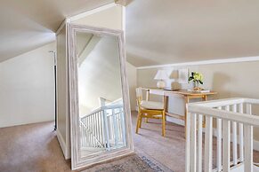 Louise by Avantstay Cute Nashville Home w/ Large Yard & Firepit!