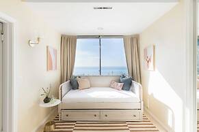 Vista by Avantstay Stunning Estate w/ Views of the Pacific Ocean Pool 