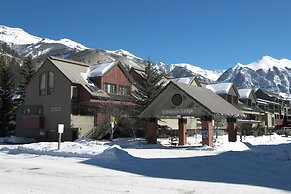 Cimarron Lodge 20 by Avantstay Ski In/ Ski Out Condo in Ideally Locate