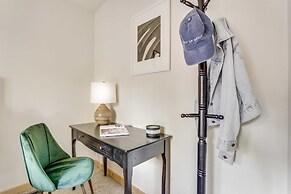 Sierra by Avantstay Ski In/ Ski Out! Near Truckee w/ Access to Northst