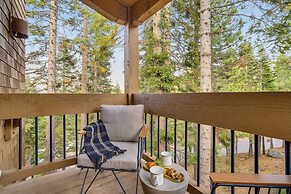 Sierra by Avantstay Ski In/ Ski Out! Near Truckee w/ Access to Northst