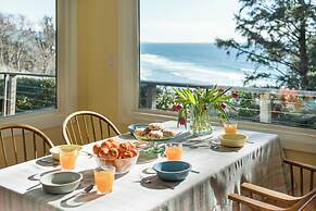 The Purcell House by Avantstay Surrounded in Lush Greenery w/ Large Ya