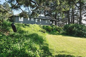 The Purcell House by Avantstay Surrounded in Lush Greenery w/ Large Ya