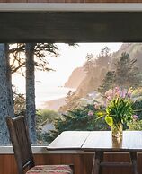 The Purcell House by Avantstay Surrounded in Lush Greenery w/ Large Ya