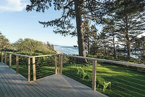 The Purcell House by Avantstay Surrounded in Lush Greenery w/ Large Ya