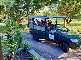 Makakatana Bay Lodge