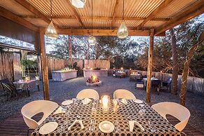 Makakatana Bay Lodge