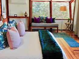 Makakatana Bay Lodge