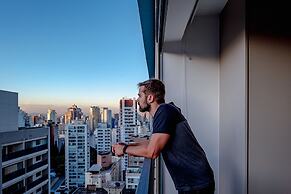 Studio com piscina aquecida e AC