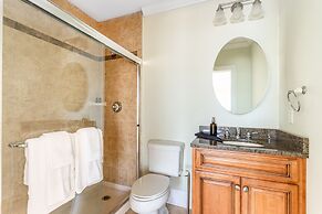 Sea Shell by Avantstay Breezy Beachside Getaway w/ Rooftop Deck & 6 BR