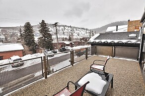Pinetree by Avantstay Modern Park City Getaway w/ Patio & Balcony