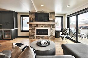 Pinetree by Avantstay Modern Park City Getaway w/ Patio & Balcony