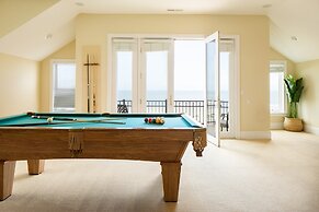 Lido by Avantstay Oceanfront Home w/ Pool, Hot Tub, Game Room & Gorgeo