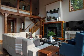 Zendo by Avantstay Serene Mountain Abode w/ Hot Tub & Views