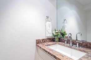 River Watch 4 by Avantstay Great Central Location