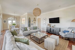 Haven by Avantstay Luxury Beachfront Home w/ Pool & Gorgeous Patios