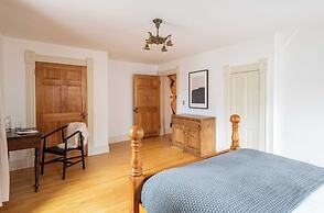 Condor by Avantstay Gorgeous Mountain Home w/ Hot Tub & Sauna