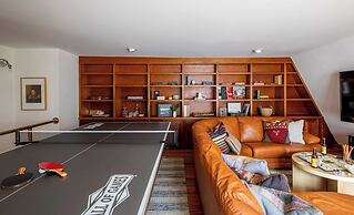 Condor by Avantstay Gorgeous Mountain Home w/ Hot Tub & Sauna