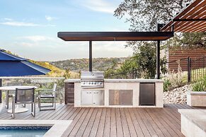 Barton by Avantstay Lake Views w/ Hot Tub, Pool & Ping Pong!