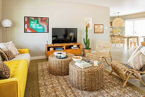 Daisy by Avantstay Modern Home w/ Spacious Backyard, Pool & Table Tenn