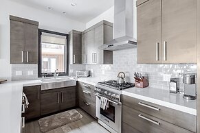 White Wolf by Avantstay Stunning Unit in Ideal Park City Location w/ C