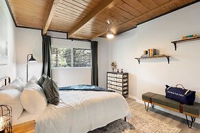 The Matterhorn Manor by Avantstay Harry Potter Inspired A-frame Home w