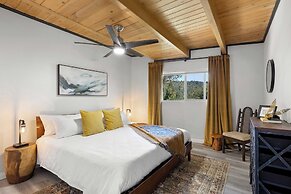 The Matterhorn Manor by Avantstay Harry Potter Inspired A-frame Home w