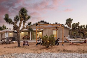 Chuckwalla by Avantstay Joshua Tree Haven w/ Hot Tub & Modern Interior