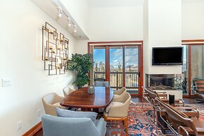 Lorian 8 by Avantstay Relaxing Home Close to Slopes & Hiking Trails