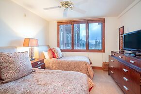 Lorian 8 by Avantstay Relaxing Home Close to Slopes & Hiking Trails