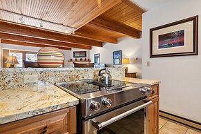 Riverside Condos A103 by Avantstay Condo Close To Downtown, Town Park 