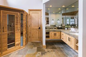 Coyote Moon by Avantstay Cabin W/sauna Mins From DT Truckee & Northsta