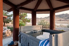 Fauna by Avantstay Desert Oasis With Hot Tub & Incredible Views!
