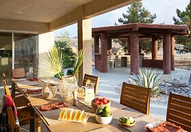 Fauna by Avantstay Desert Oasis With Hot Tub & Incredible Views!