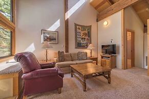 Hawk's Eye by Avantstay Cozy Condo w/ Views & Access to Northstar Reso