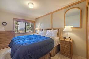 Hawk's Eye by Avantstay Cozy Condo w/ Views & Access to Northstar Reso