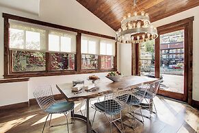 Main Street Escape by Avantstay Stunning Home Right off Main Street w/