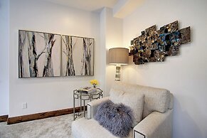 Main Street Escape by Avantstay Stunning Home Right off Main Street w/