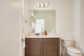Springsteen by Avantstay Stylish Townhouse in Nashville!