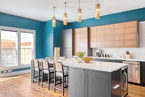 Ramsey by Avantstay Modern Character Home in Austin w/ Pool!