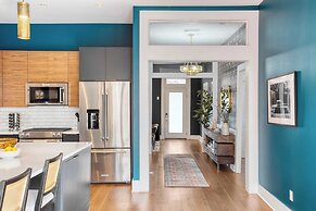 Ramsey by Avantstay Modern Character Home in Austin w/ Pool!