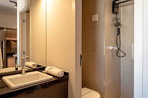 Studio com piscina aq. na Bela Vista