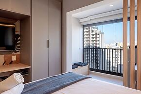 Studio com piscina aq. na Bela Vista