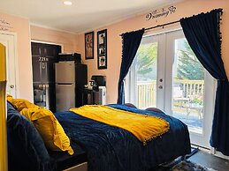 Sweet Home Georgia Amour