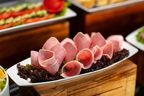 Hanoi Vacanza Premier Hotel