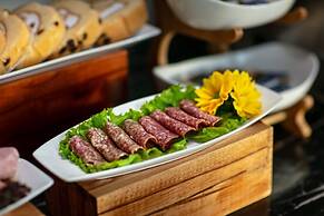 Hanoi Vacanza Premier Hotel