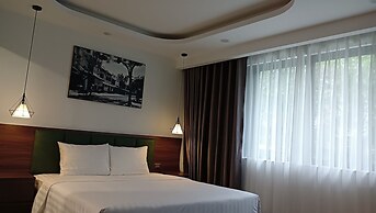 Hanoi Vacanza Premier Hotel